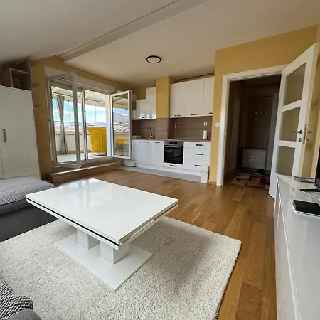 Stan Na Dan V&l-lukavica סראייבו